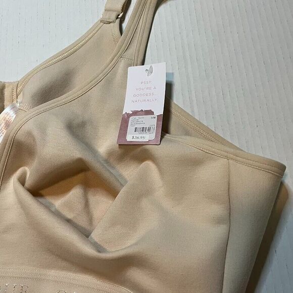 NWT Cacique Women's Beige Unlined full Coverage No Wire Bra SZ 50B - Picture 3 of 5